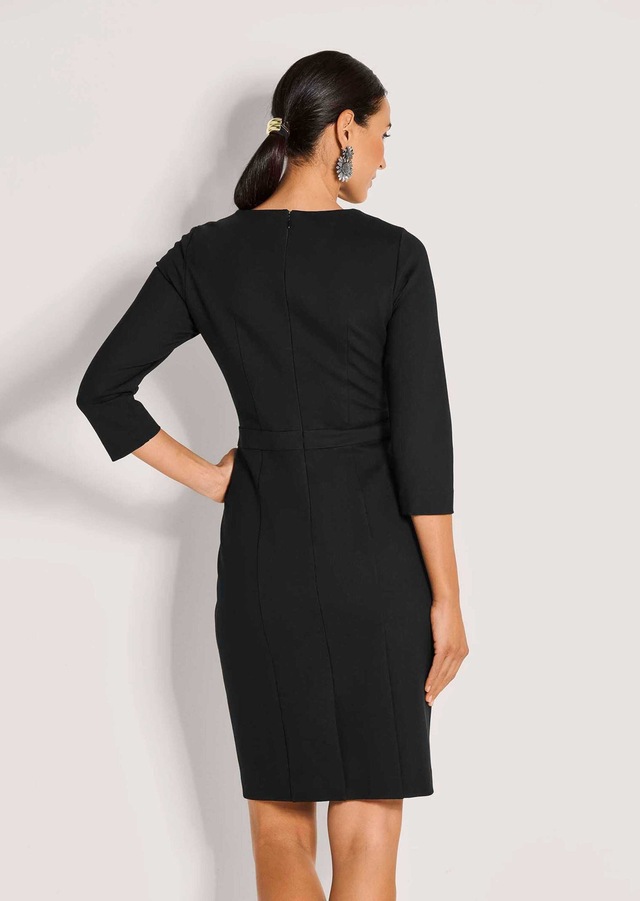 MADELEINE Jerseykleid »Etuikleid Schmales Jersey-Kleid mit Rundhals« mit Zierbiesen