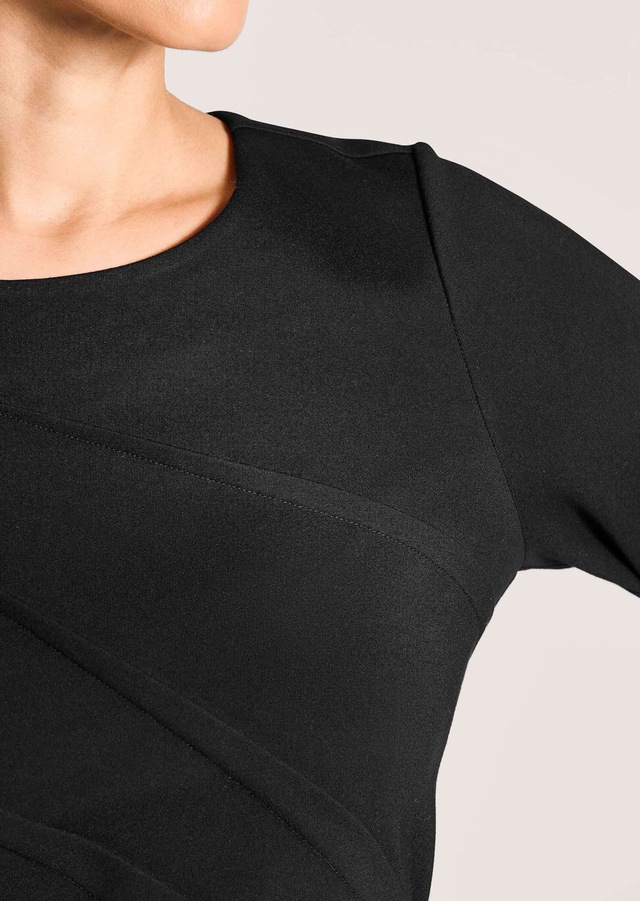 MADELEINE Jerseykleid »Etuikleid Schmales Jersey-Kleid mit Rundhals« mit Zierbiesen