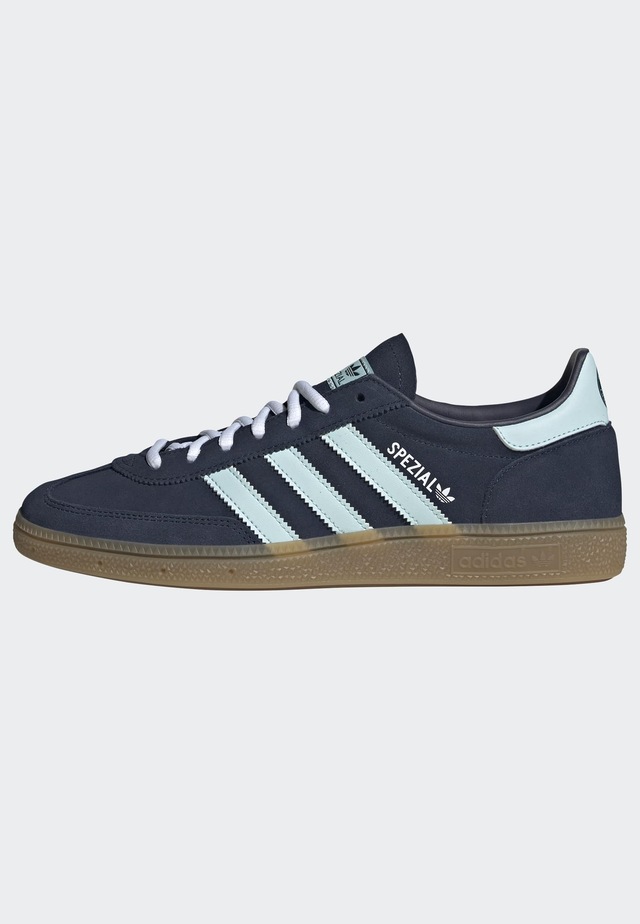 adidas Performance Sneaker »HANDBALL SPEZIAL« Deutschland, Spanien, Italien, Argentinien, Japan, Jamaika, Mexiko, WM 2026 Edition (Länderschuhe)