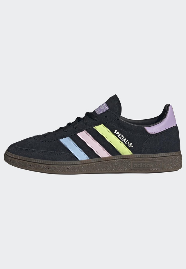 adidas Performance Sneaker »HANDBALL SPEZIAL« Deutschland, Spanien, Italien, Argentinien, Japan, Jamaika, Mexiko, WM 2026 Edition (Länderschuhe)