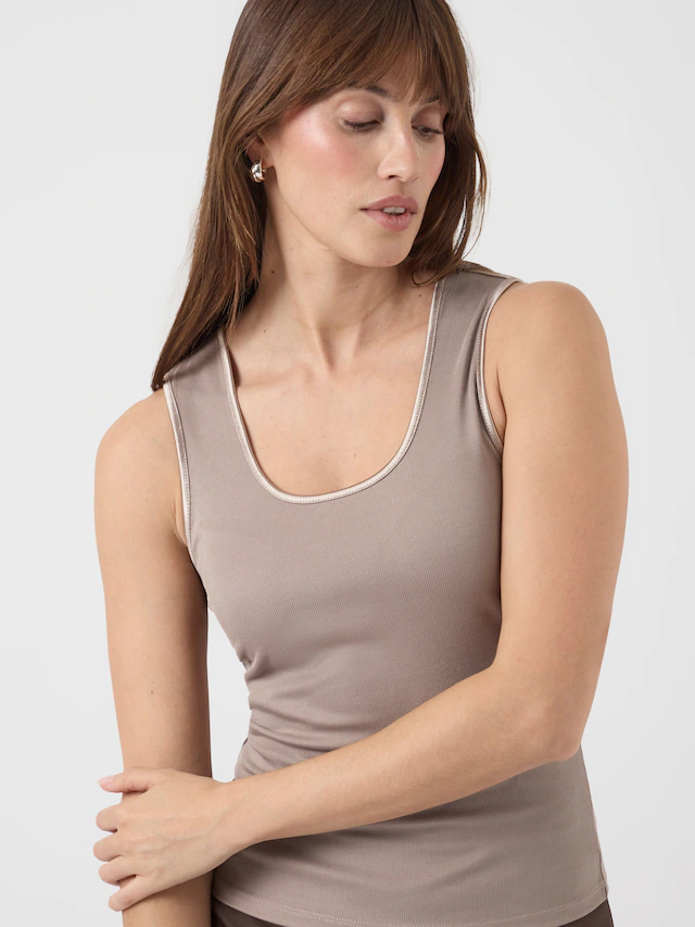Y.A.S Tanktop »YASPALOMA TANK TOP NOOS« mit Satinpaspel