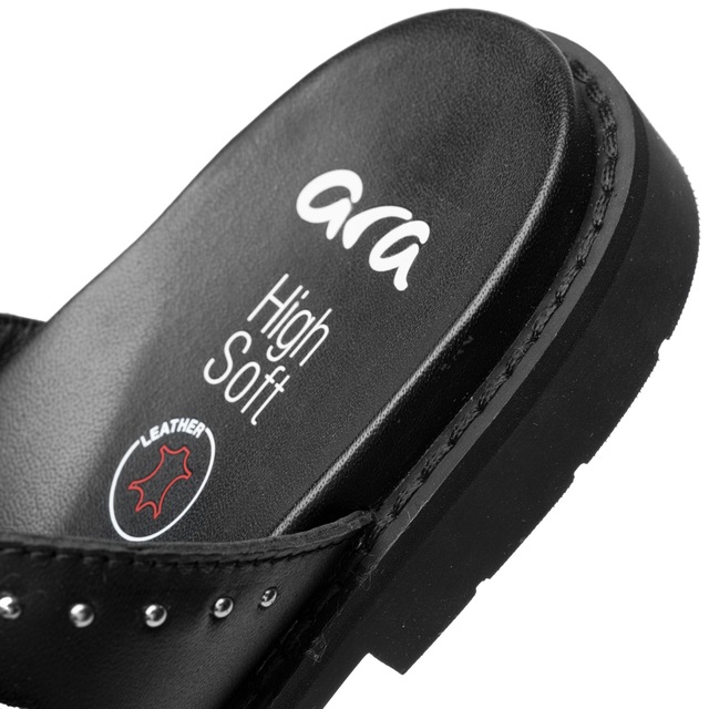 Ara Pantolette »ELBA« Blockabsatz, Schlupfschuh mit kleinen Nieten verziert, G-Weite (=weit)