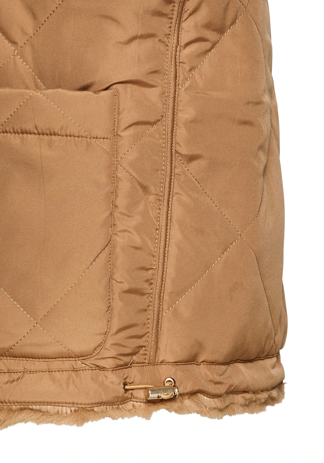 LASCANA Wendeweste », wendbare Steppweste mit flauschigem Fellimitat« kuschelige Plüschweste, ideal zum Layering im Herbst, leicht wattiert