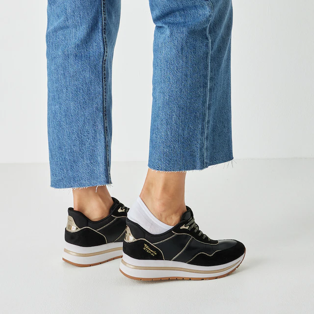 Tamaris Plateausneaker , Freizeitschuh, Halbschuh, Schnürschuh mit Kontrast-Paspellierung