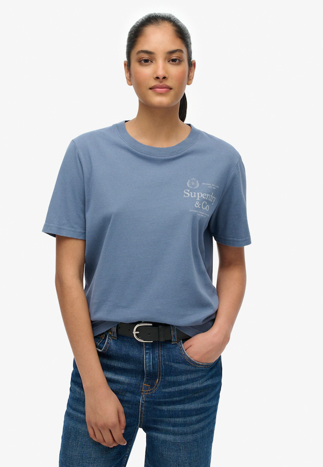 Superdry Print-Shirt »LUXE CASUAL RLXD TEE« aus Baumwolle und Single Jersey, Relaxed Fit, mit Rundhalsausschnitt