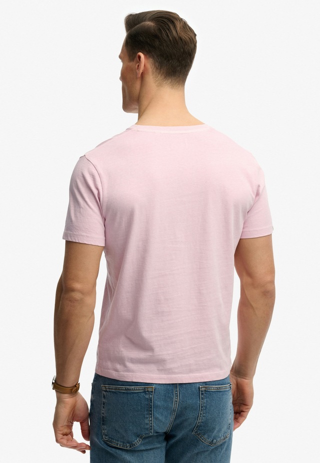 Superdry Rundhalsshirt »CLASSIC COTTON LINEN VEE« Baumwollmischung, relaxed fit aus luftig leichtem Baumwoll-Leinen-Mix