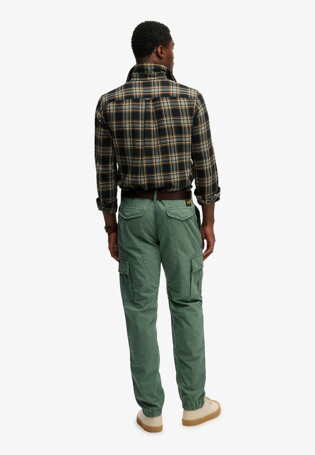 Superdry Cargohose »RIPSTOP LIGHT CARGO PANT« Regular Fit, knöchellange Schnittform, mit Reißverschluss