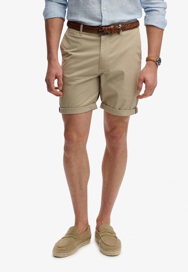 Superdry Chinoshorts »PREMIUM REGULAR CHINO SHORT« aus Baumwollmischung mit Elasthan, Relaxed Fit, unifarben, knielang