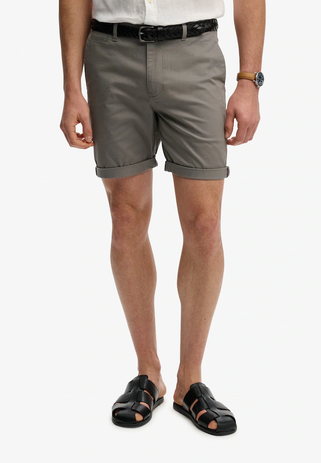 Superdry Chinoshorts »PREMIUM REGULAR CHINO SHORT« aus Baumwollmischung mit Elasthan, Relaxed Fit, unifarben, knielang