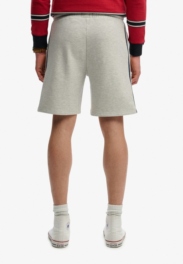 Superdry Sweatshorts »ATH ESS SHORT« aus Baumwolle und Polyester, Loose Fit, mit Tunnelzug, melierte Optik
