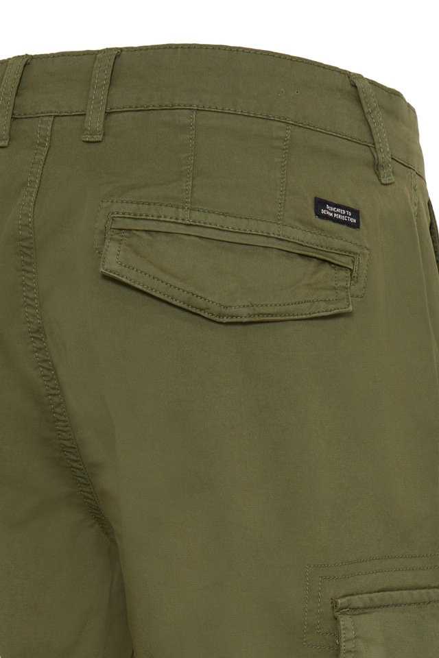 Blend Shorts »BHMORGAN REG CARGO SHORTS« aus Baumwolle und Elasthan, Regular Fit, knielange Schnittform