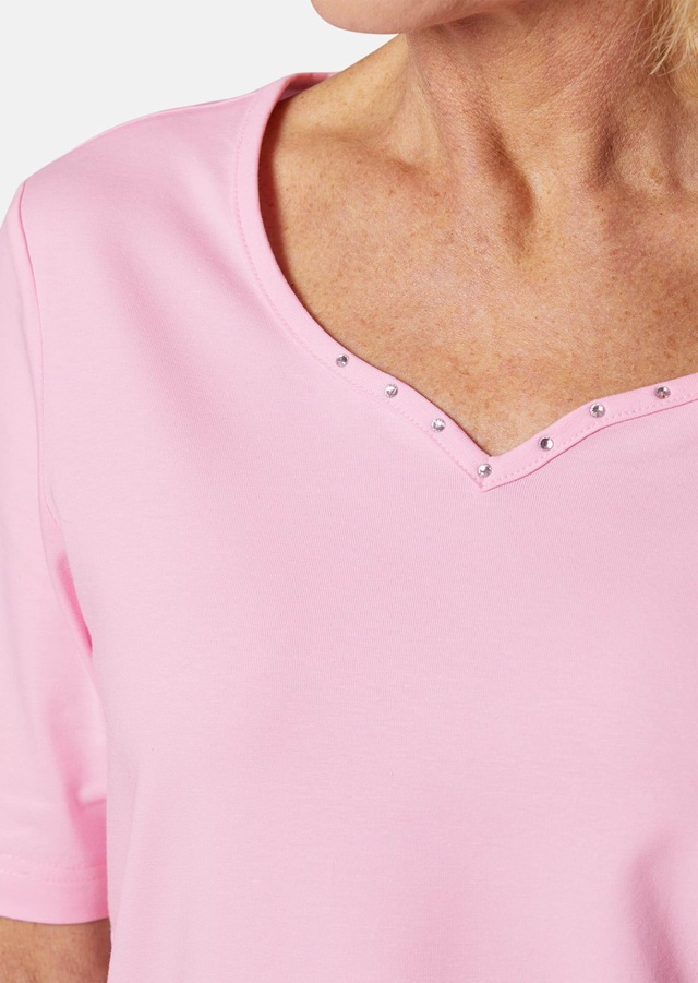 GOLDNER Langarm-Poloshirt »Kurzgröße Halbarm Basic-Shirt aus Baumwolle« Ausschnitt in Herzform mit Schmucksteinen verziert