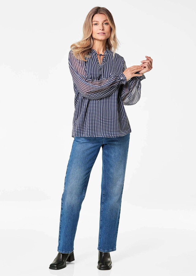 GOLDNER Chiffonbluse »Kurzgröße Bluse« Mit femininen Rüschendetails