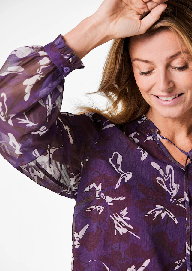 GOLDNER Chiffonbluse »Kurzgröße Bluse« Mit femininen Rüschendetails