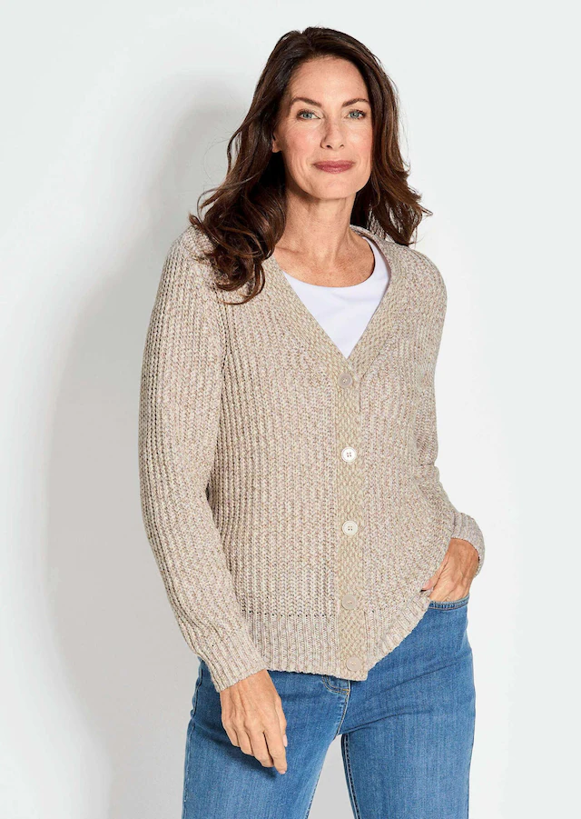 GOLDNER Strickjacke »Kurzgröße Langarm Strickjacke mit V-Ausschnitt« Knopfleiste