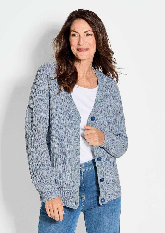 GOLDNER Strickjacke »Kurzgröße Langarm Strickjacke mit V-Ausschnitt« Knopfleiste