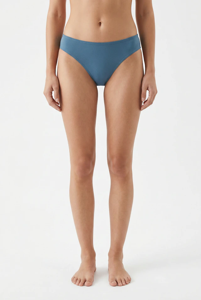 O'Neill Bikini-Hose »RITA BOTTOM« mit verdeckter Nahtkonstruktion, aus Polyamid und Elasthan