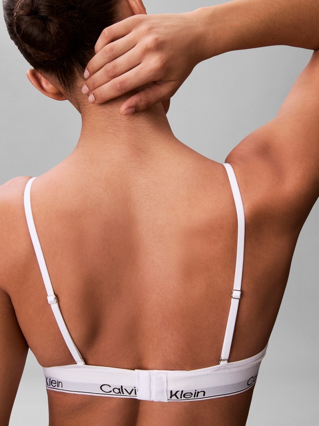 Calvin Klein Underwear Bügel-BH »LIGHTLY LINED PLUNGE« Körpernahe Passform mit elastischem Bund