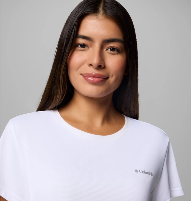 Columbia Funktionsshirt Kurzarm-Design, sportliche Passform, aus Polyester