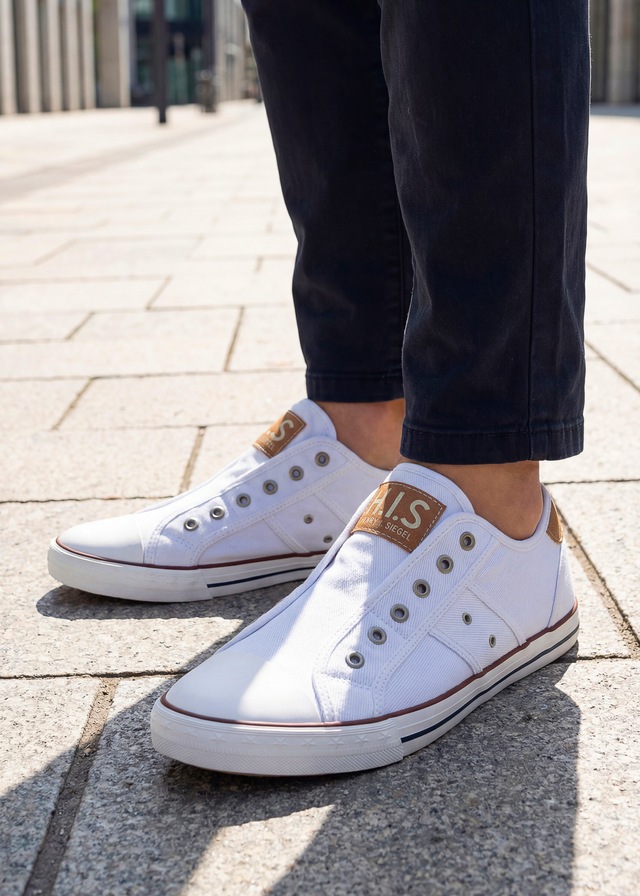 H.I.S Sneaker »Textilschuh, Stoffschuh, Turnschuh, Halbschuh, Freizeitschuh, Slipper« NEU Slip-On-Sneaker aus weichem Textilmaterial, Unisex