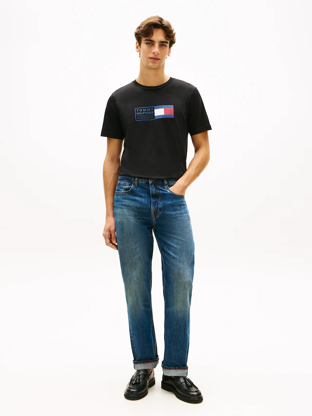 Tommy Hilfiger T-Shirt »BRAND LOVE TEXT BOX« regular fit, gerippter Rundhals