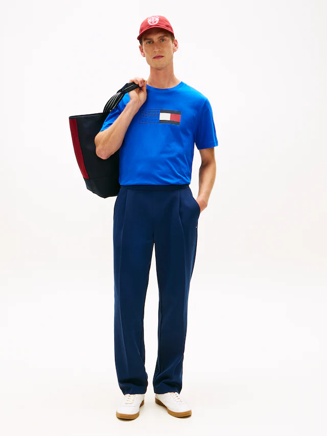 Tommy Hilfiger T-Shirt »BRAND LOVE TEXT BOX« regular fit, gerippter Rundhals