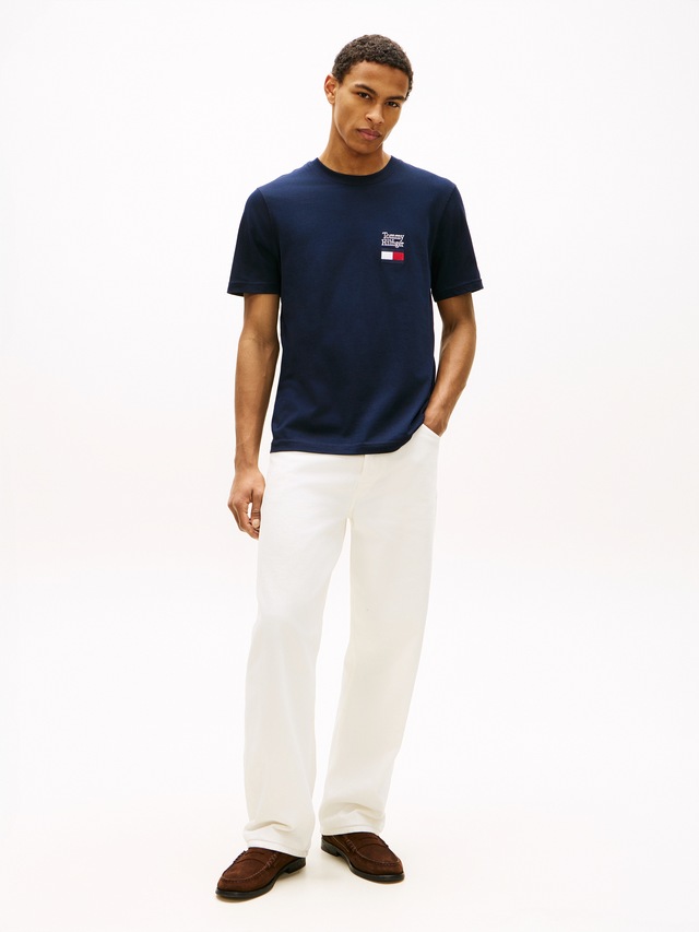 Tommy Hilfiger T-Shirt »BRAND LOVE TEXT STACK« Regular fit mit Rundhalsausschnitt