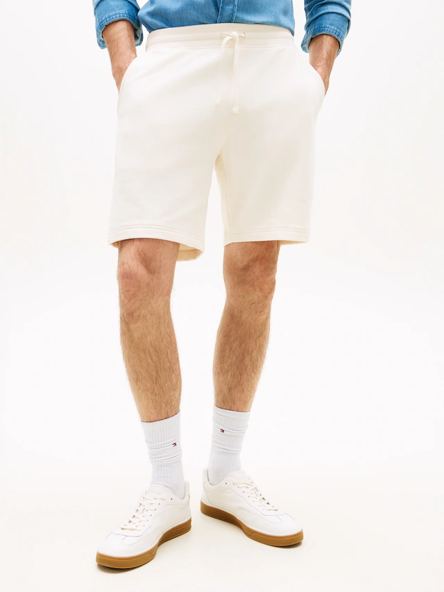 Tommy Hilfiger Sweatshorts »ESSENTIAL TERRY« Regular fit mit elastischem Bund