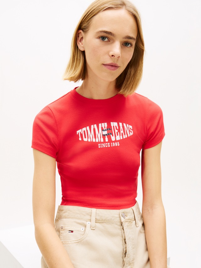 Tommy Jeans Kurzarmshirt »TJW SLIM SHORT WAVY FLAG SS TEE« mit Logoprint