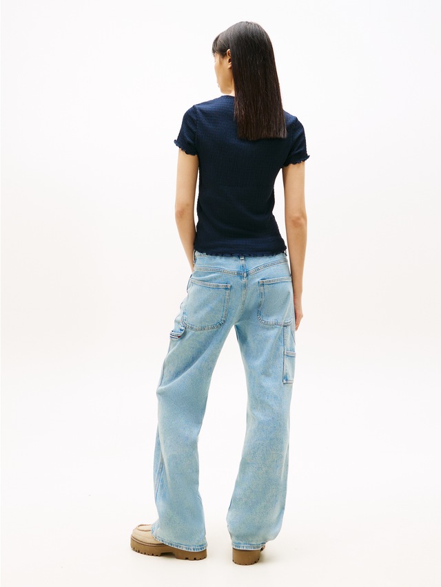 Tommy Jeans Kurzarmshirt »TJW SLIM SMOCK SS TEE« aus Seersucker, mit Kräuselsaum