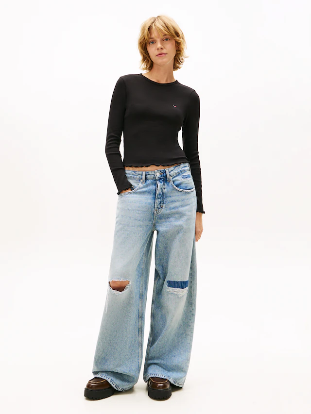 Tommy Jeans Langarmshirt »TJW SLIM SH LETTUCE EDGE RIB LS« mit gerippter Struktur, gewellter Saum