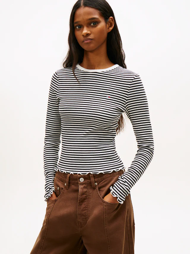 Tommy Jeans Langarmshirt »TJW SLIM SH LETTUCE EDGE RIB LS« mit gerippter Struktur, gewellter Saum