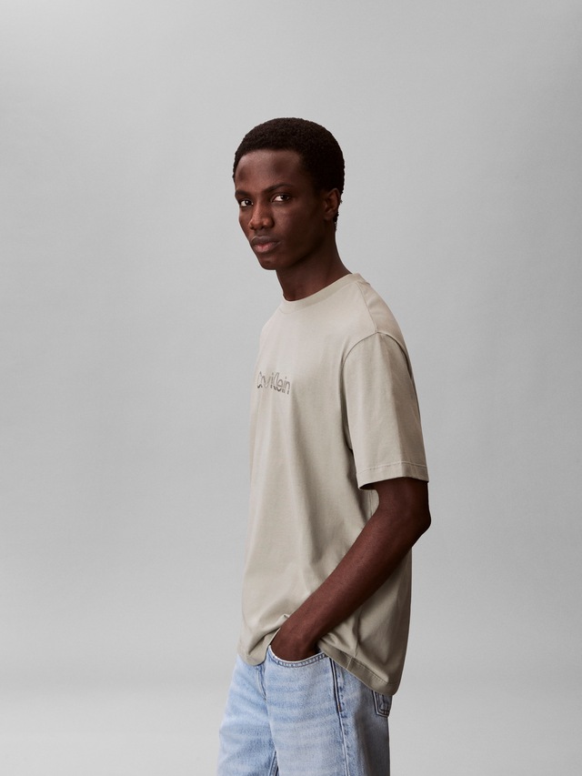 Calvin Klein T-Shirt »20S EU WHOLESALE SPORTSWEAR GRAP« Regular fit mit Rundhalsausschnitt