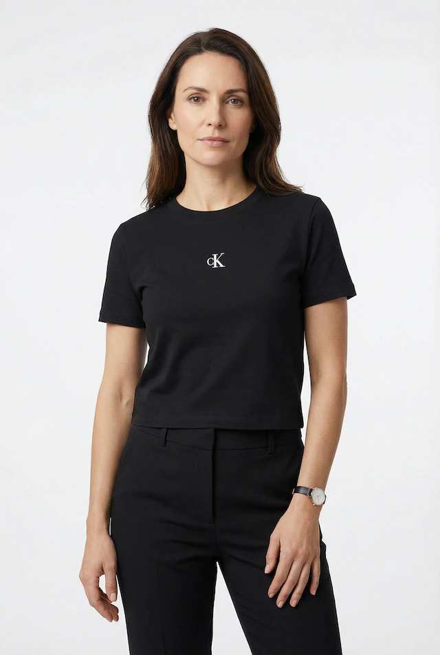 Calvin Klein Jeans T-Shirt »LOGO CROPPED TEE« Boxy fit mit Rundhalsausschnitt, mit Logoschriftzug