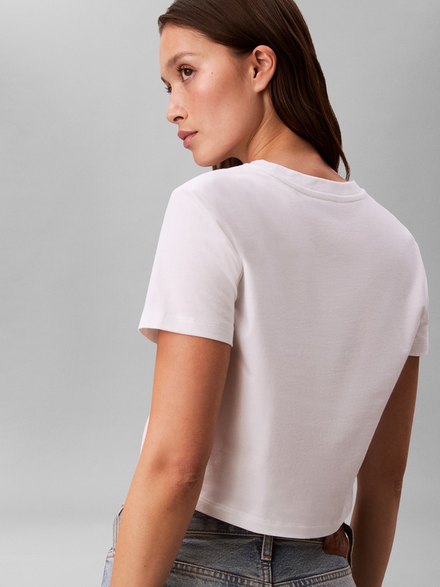 Calvin Klein Jeans T-Shirt »LOGO CROPPED TEE« Boxy fit mit Rundhalsausschnitt, mit Logoschriftzug