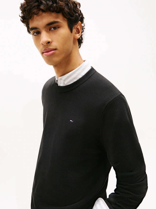 Tommy Jeans Strickpullover »TJM SLIM FIT LIGHT SWEATER« Slim fit mit Rundhalsausschnitt