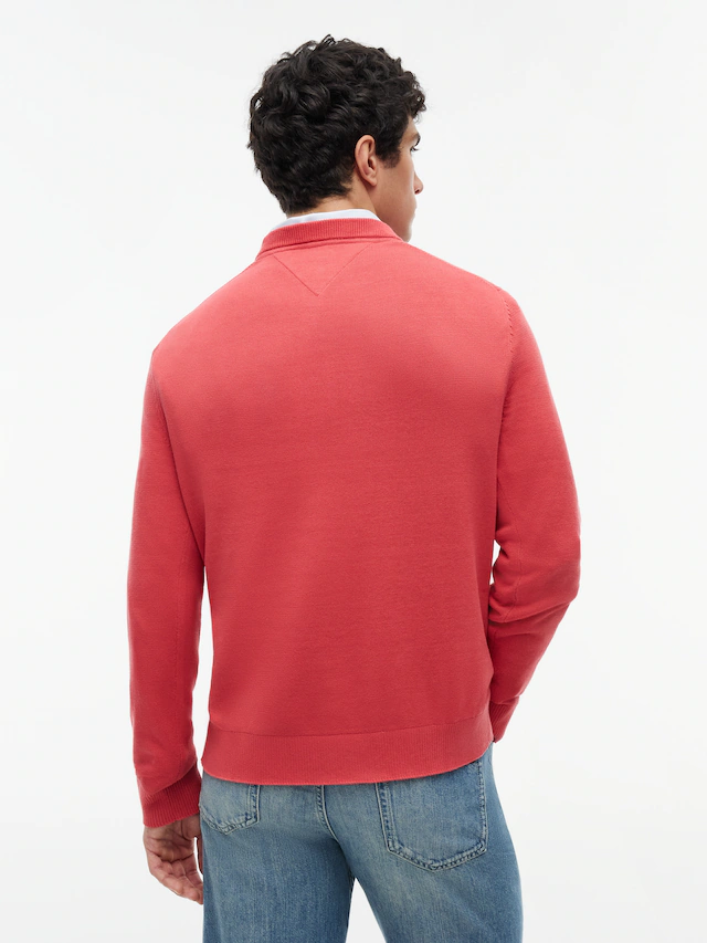 Tommy Jeans Strickpullover »TJM SLIM FIT LIGHT SWEATER« Slim fit mit Rundhalsausschnitt