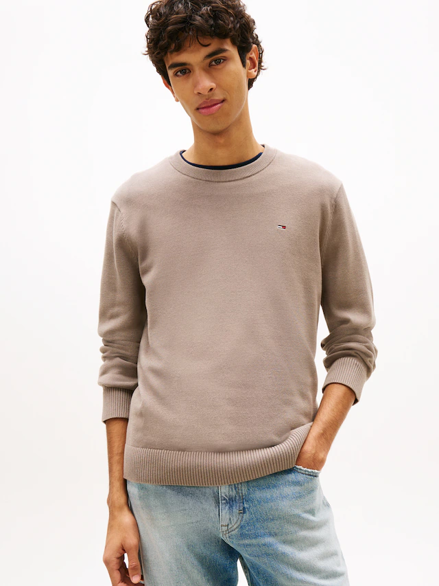 Tommy Jeans Strickpullover »TJM SLIM FIT LIGHT SWEATER« Slim fit mit Rundhalsausschnitt