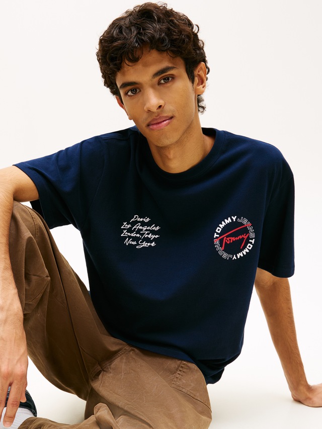 Tommy Jeans T-Shirt »TJM RELAXED SIGN CIRCLE« mit Markenprint, Rundhals