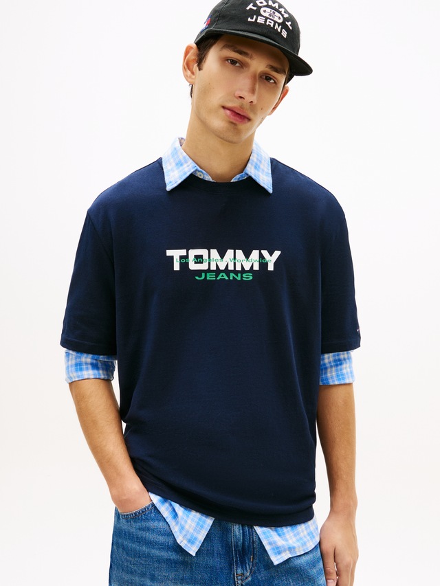 Tommy Jeans T-Shirt »TJM 90S BLOCK« Relaxed fit mit Rundhalsausschnitt