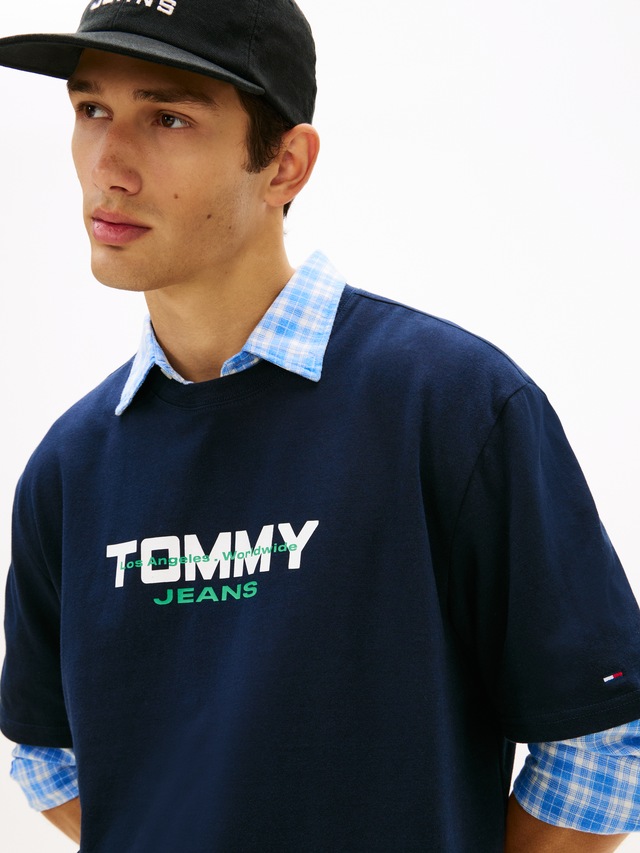 Tommy Jeans T-Shirt »TJM 90S BLOCK« Relaxed fit mit Rundhalsausschnitt
