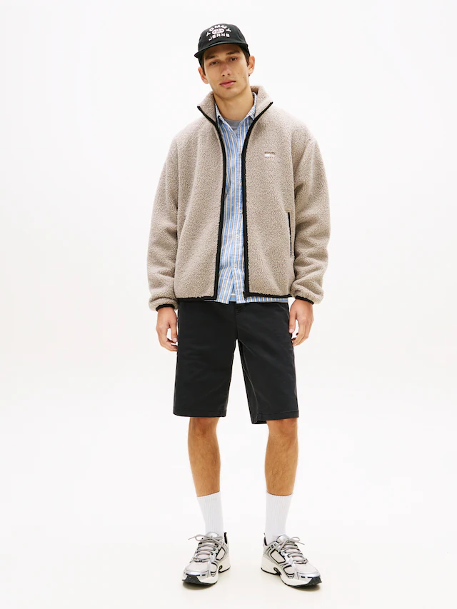 Tommy Jeans Chinoshorts »TJM OTIS COTTON CHINO« Regular fit mit praktischen Taschen
