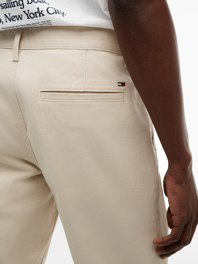 Tommy Jeans »SCANTON« Regular fit mit praktischen Taschen