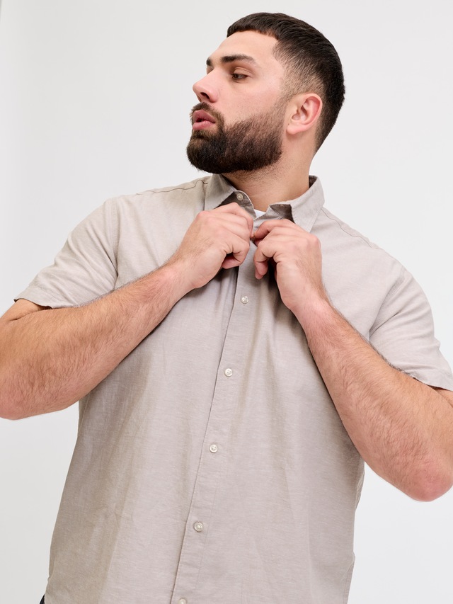 Jack & Jones PlusSize Kurzarmhemd »JJEBREEZE LINEN BLEND SHIRT S/S SN PLS« mit Leinen, regular fit