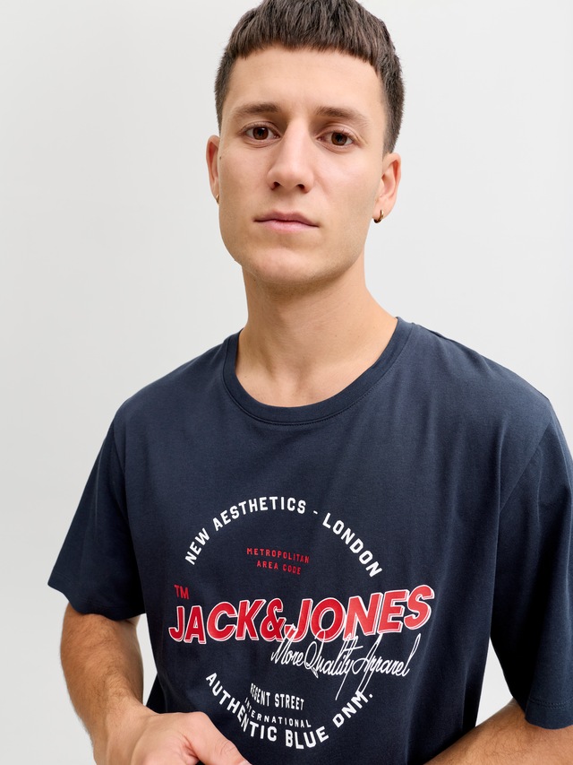 Jack & Jones Rundhalsshirt »JJELOGO TEE SS O-NECK 2 COL SS26 SN« mit Grafikprint