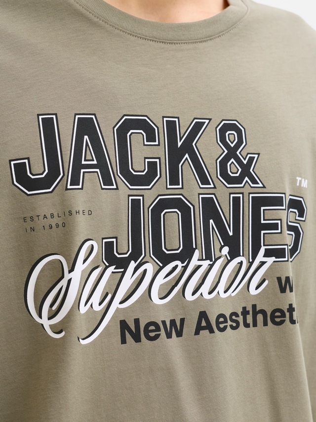 Jack & Jones Rundhalsshirt »JJELOGO TEE SS O-NECK 2 COL SS26 SN« mit Grafikprint