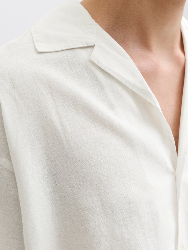 Jack & Jones Kurzarmhemd »JJEBREEZE LINEN BLEND RESORT SHIRT SS SN« mit Knopfleiste