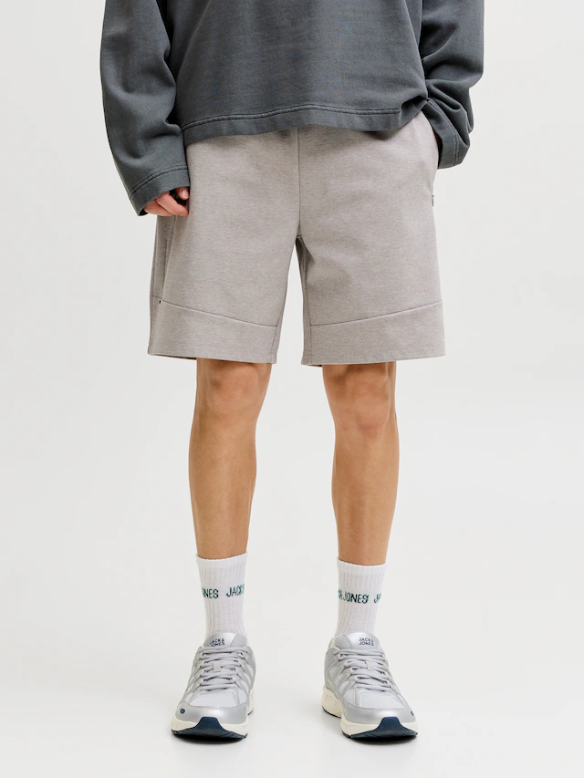 Jack & Jones Sweatshorts »JPSTGORDON BASE SWEAT SHORTS SRT SN« Materialmix mit Stretch, regular fit