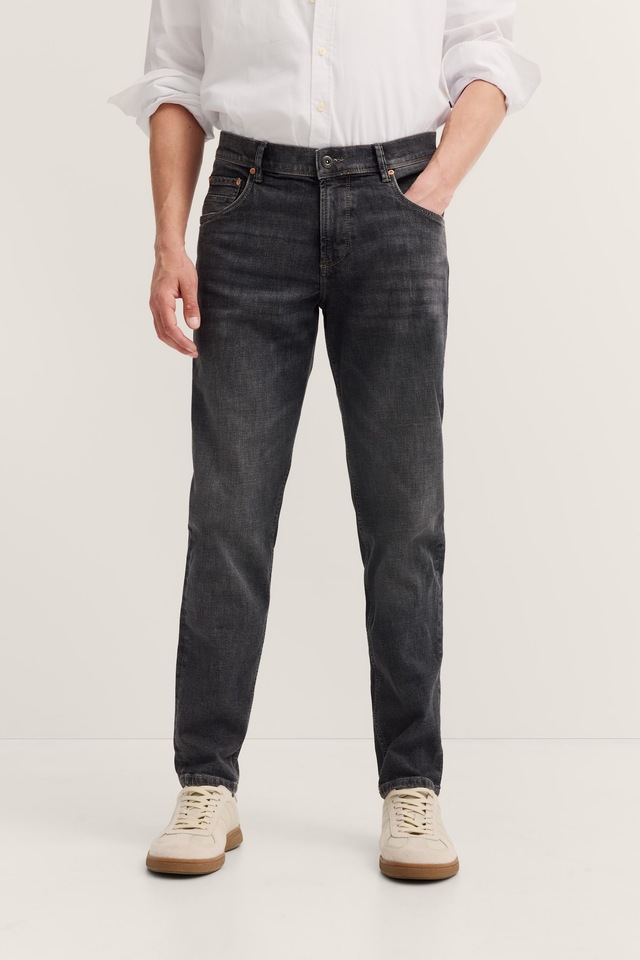 bugatti 5-Pocket-Jeans »Tapered Fit« aus Stretch Handcrafted Denim