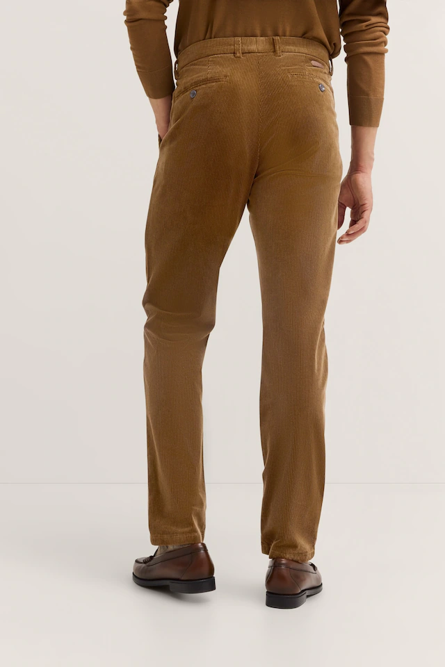 bugatti Cordhose »Modern Fit« mit Soft Touch & Stretch-Komfort